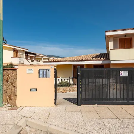 Residenza Del Sole 1 Вилласимиус